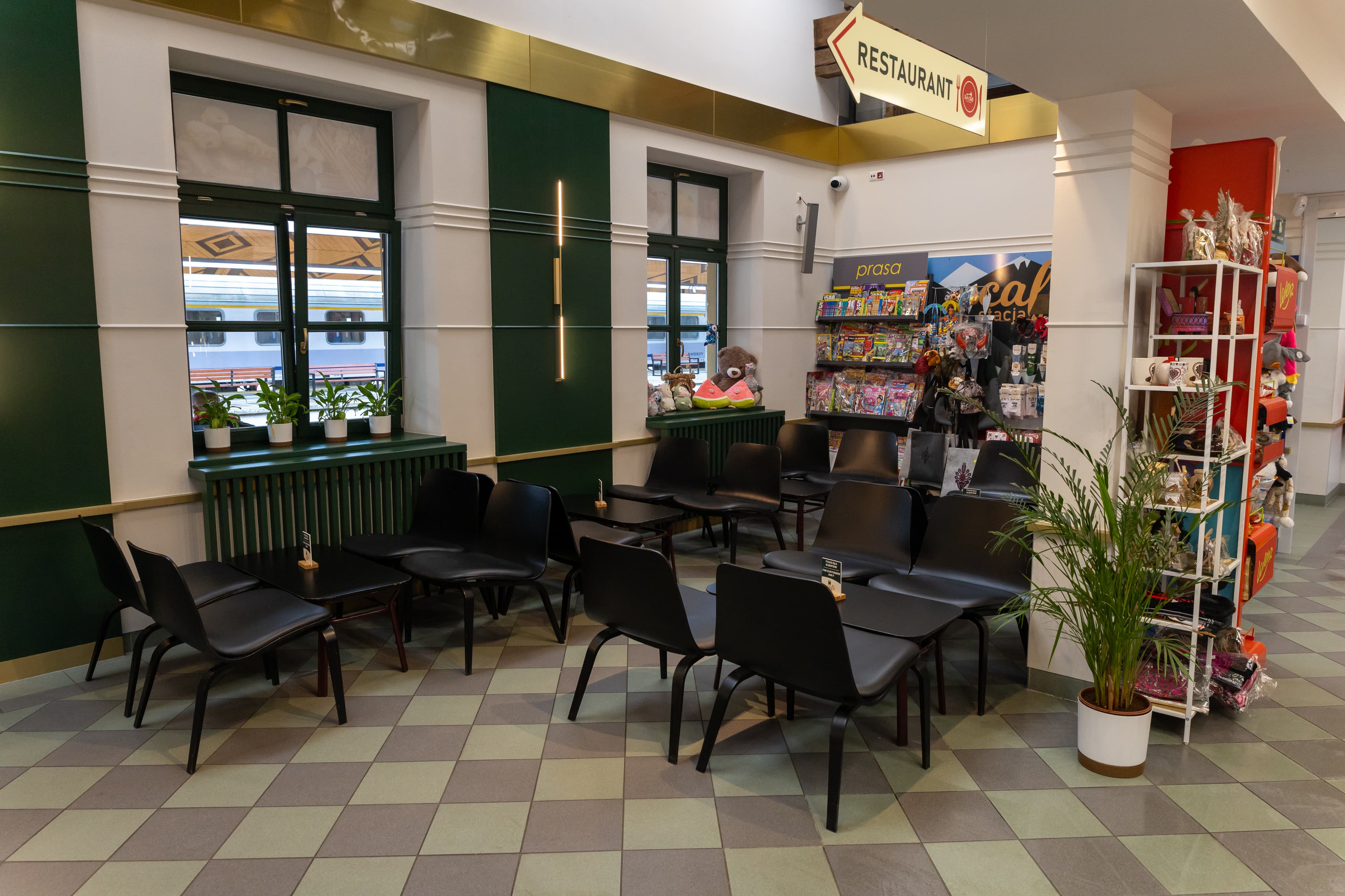 Restaurant image